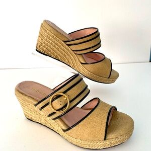 Taryn Rose Kati beige black natural wedge sandal size 6